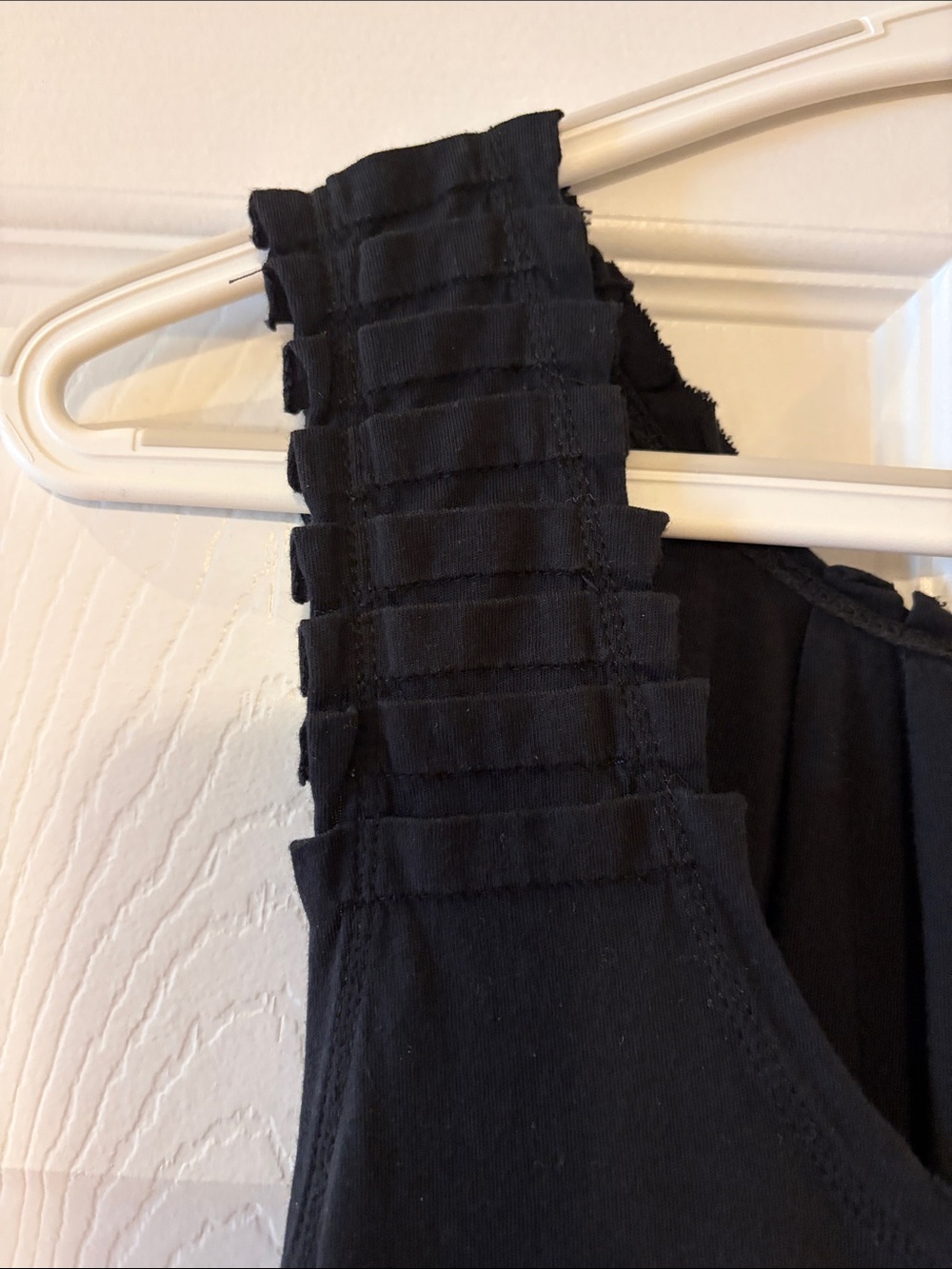 Wilfred Cotton Ruffle-Shoulder Tank - Picture 4 of 6